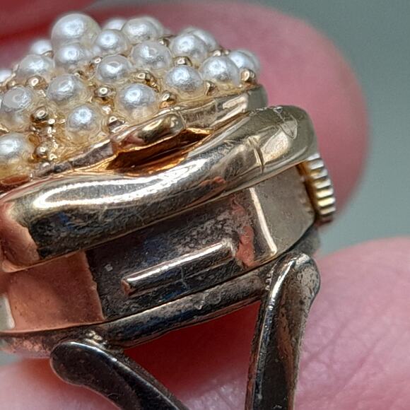 Vintage Analog Watch Ring, US Size 7.25 Adjustable, Baroness 17 Jewels - Picture 4 of 12